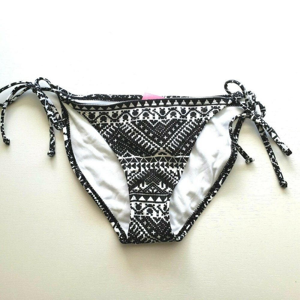 Xhilaration NWT String Bikini Swim Black White S